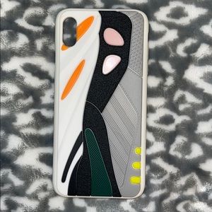 YEEZY IPHONE XS MAX CASE